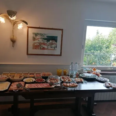 לינה וארוחת בוקר Teresa סורנטו